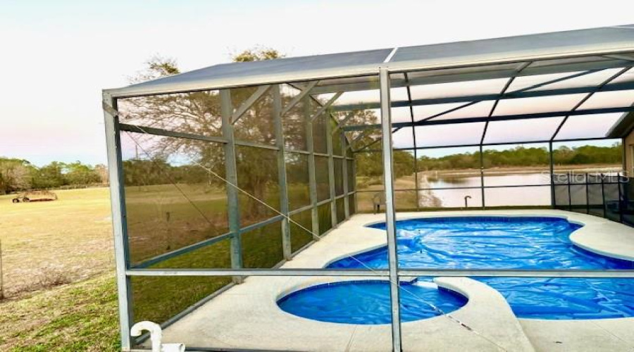 DAVENPORT, Florida 33896, 5 Bedrooms Bedrooms, ,3 BathroomsBathrooms,Residential,For Sale,ROYAL RIDGE,0,MFRS5141777