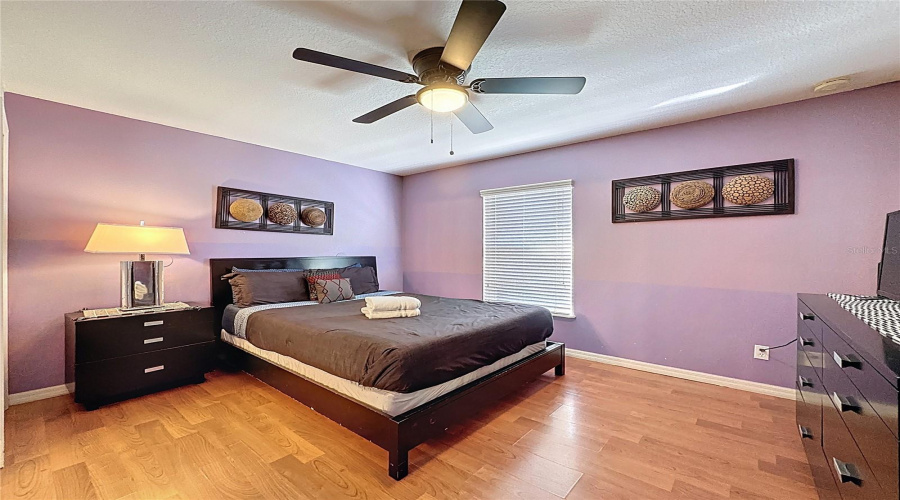 DAVENPORT, Florida 33896, 5 Bedrooms Bedrooms, ,3 BathroomsBathrooms,Residential,For Sale,ROYAL RIDGE,0,MFRS5141777