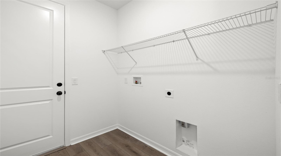 KISSIMMEE, Florida 34746, 3 Bedrooms Bedrooms, ,2 BathroomsBathrooms,Residential,For Sale,BROADWING,0,MFRO6387793