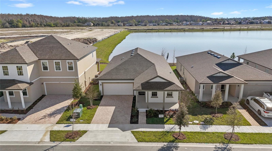 KISSIMMEE, Florida 34746, 3 Bedrooms Bedrooms, ,2 BathroomsBathrooms,Residential,For Sale,BROADWING,0,MFRO6387793