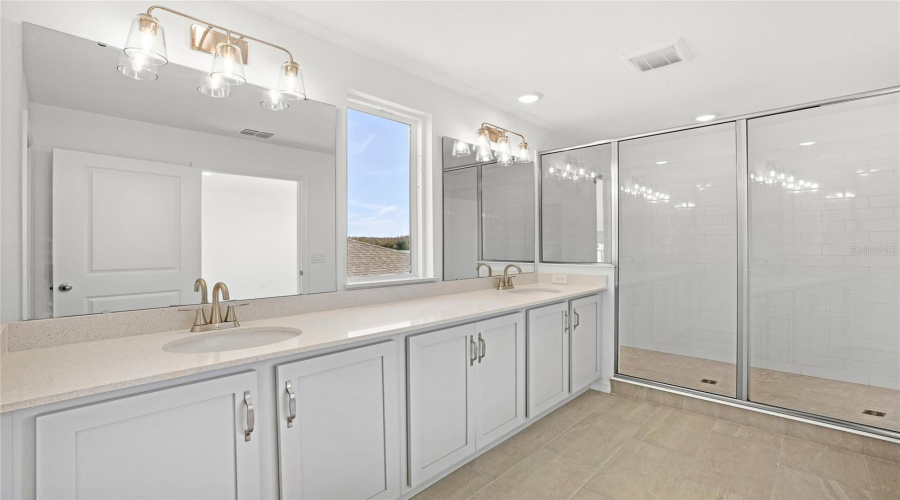 KISSIMMEE, Florida 34746, 3 Bedrooms Bedrooms, ,2 BathroomsBathrooms,Residential,For Sale,BROADWING,0,MFRO6387796