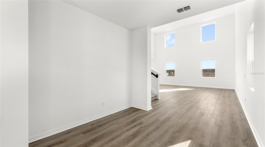 KISSIMMEE, Florida 34746, 3 Bedrooms Bedrooms, ,2 BathroomsBathrooms,Residential,For Sale,BROADWING,0,MFRO6387796