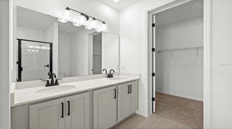 KISSIMMEE, Florida 34746, 3 Bedrooms Bedrooms, ,2 BathroomsBathrooms,Residential,For Sale,BROADWING,0,MFRO6387798