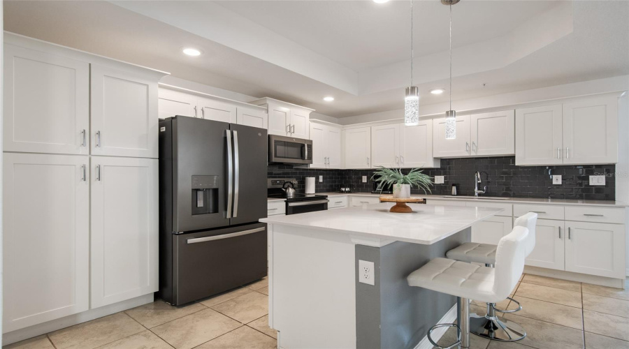 KISSIMMEE, Florida 34746, 3 Bedrooms Bedrooms, ,2 BathroomsBathrooms,Residential,For Sale,PARADOX,0,MFRO6368427