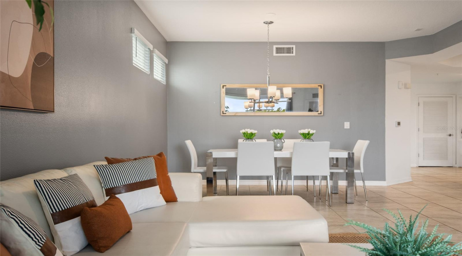 KISSIMMEE, Florida 34746, 3 Bedrooms Bedrooms, ,2 BathroomsBathrooms,Residential,For Sale,PARADOX,0,MFRO6368427