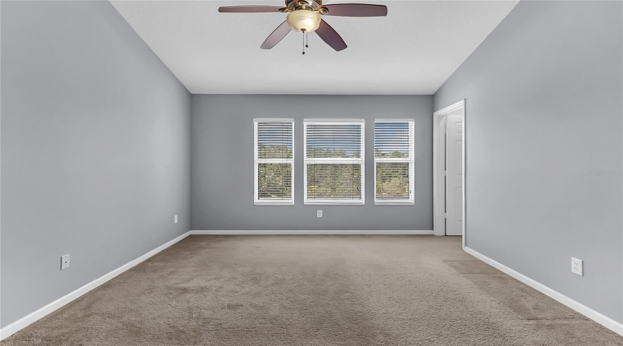 KISSIMMEE, Florida 34747, 3 Bedrooms Bedrooms, ,3 BathroomsBathrooms,Residential,For Sale,SILVER PALM,0,MFRO6388364