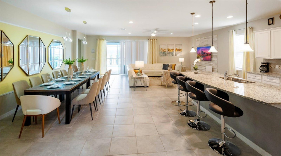 KISSIMMEE, Florida 34747, 8 Bedrooms Bedrooms, ,6 BathroomsBathrooms,Residential,For Sale,LUXOR,0,MFRO6388392