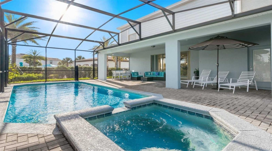 KISSIMMEE, Florida 34747, 8 Bedrooms Bedrooms, ,6 BathroomsBathrooms,Residential,For Sale,LUXOR,0,MFRO6388392