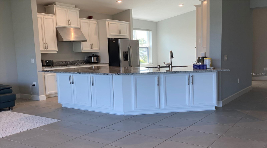 KISSIMMEE, Florida 34746, 4 Bedrooms Bedrooms, ,2 BathroomsBathrooms,Residential,For Sale,CARRICK BEND DRIVE,0,MFRO6388354