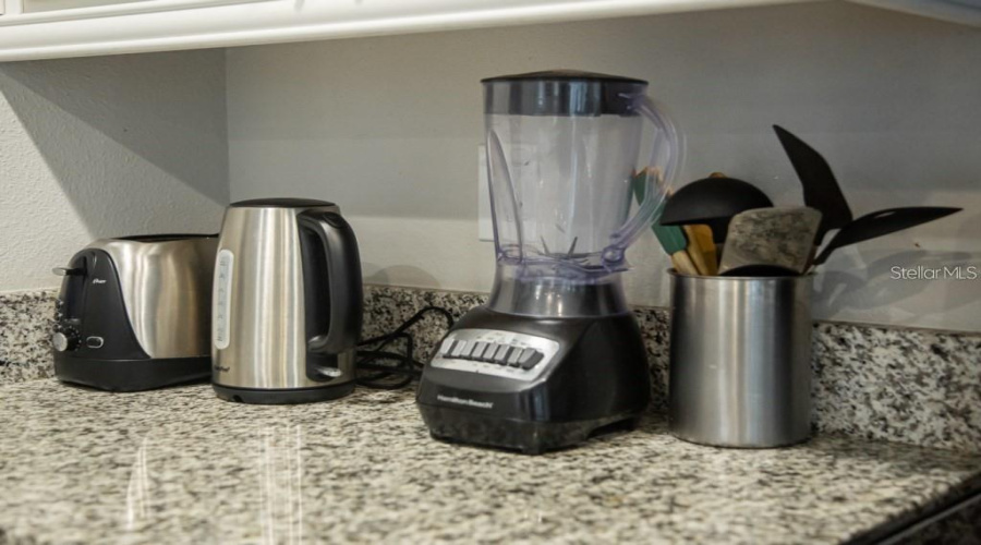 KISSIMMEE, Florida 34747, 4 Bedrooms Bedrooms, ,3 BathroomsBathrooms,Residential,For Sale,MARKER,0,MFRO6329689