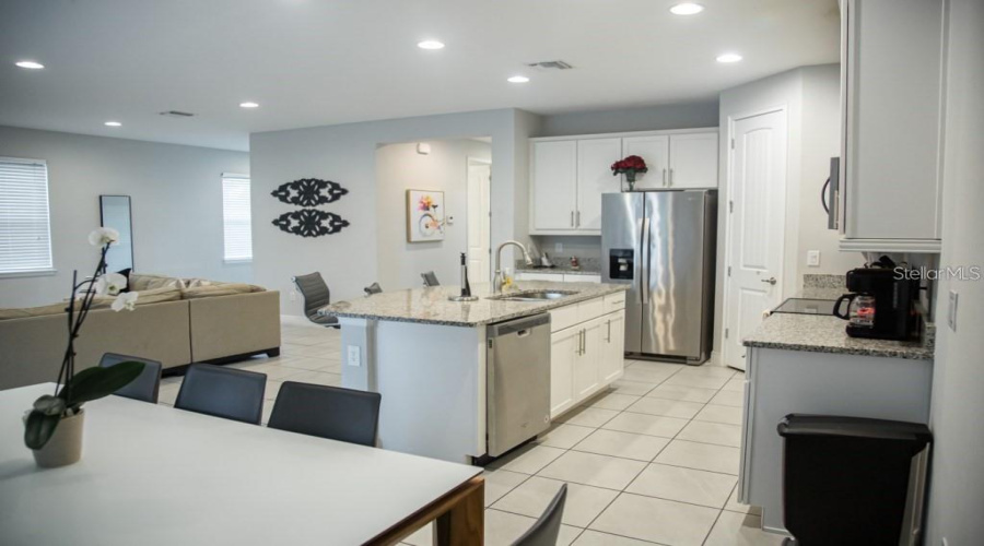 KISSIMMEE, Florida 34747, 4 Bedrooms Bedrooms, ,3 BathroomsBathrooms,Residential,For Sale,MARKER,0,MFRO6329689