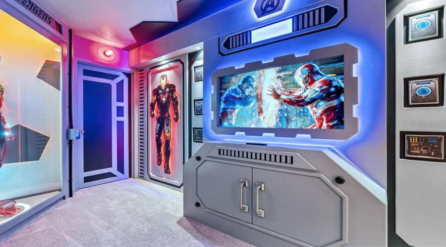 DAVENPORT, Florida 33897, 9 Bedrooms Bedrooms, ,6 BathroomsBathrooms,Residential,For Sale,BREEZE MIST,0,MFRO6387043