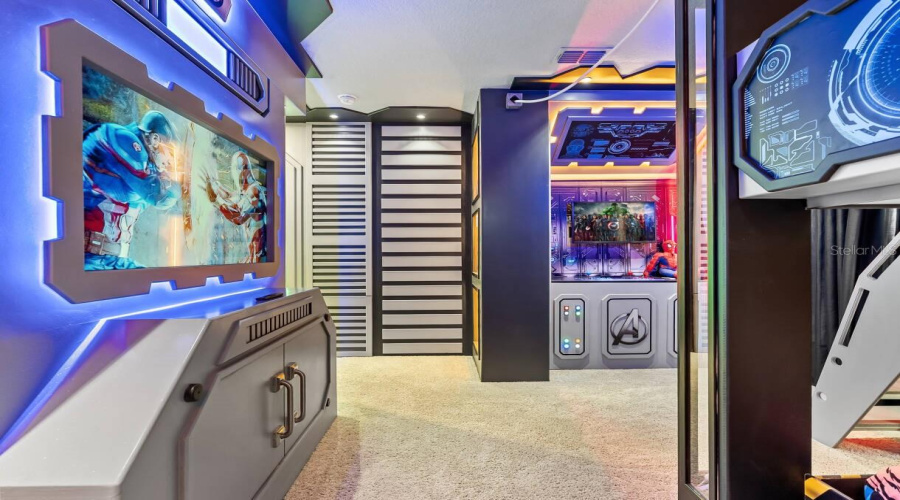 DAVENPORT, Florida 33897, 9 Bedrooms Bedrooms, ,6 BathroomsBathrooms,Residential,For Sale,BREEZE MIST,0,MFRO6387043