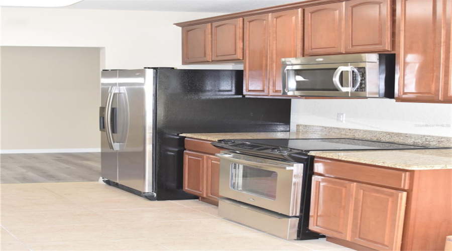 DAVENPORT, Florida 33896, 2 Bedrooms Bedrooms, ,2 BathroomsBathrooms,Residential,For Sale,BELLA TIERRA,0,MFRO6387679