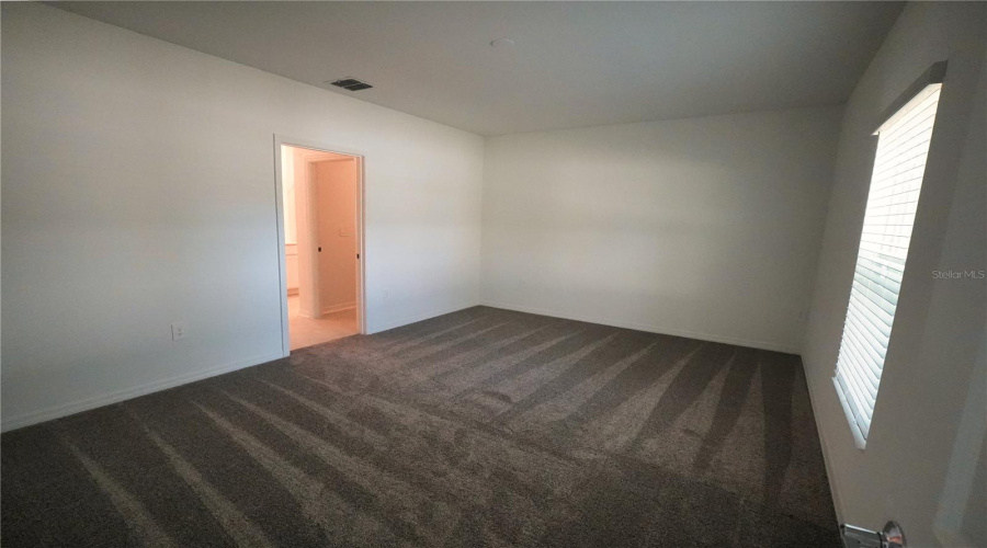 KISSIMMEE, Florida 34746, 3 Bedrooms Bedrooms, ,2 BathroomsBathrooms,Residential,For Sale,BABBLING BROOK,0,MFRO6387928