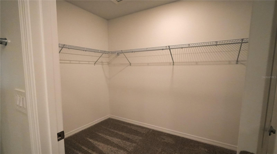 KISSIMMEE, Florida 34746, 3 Bedrooms Bedrooms, ,2 BathroomsBathrooms,Residential,For Sale,BABBLING BROOK,0,MFRO6387928