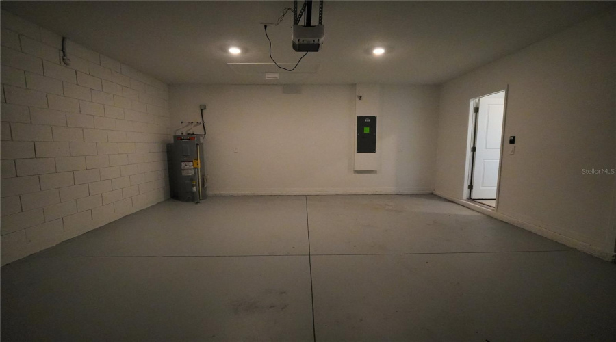 KISSIMMEE, Florida 34746, 3 Bedrooms Bedrooms, ,2 BathroomsBathrooms,Residential,For Sale,BABBLING BROOK,0,MFRO6387928