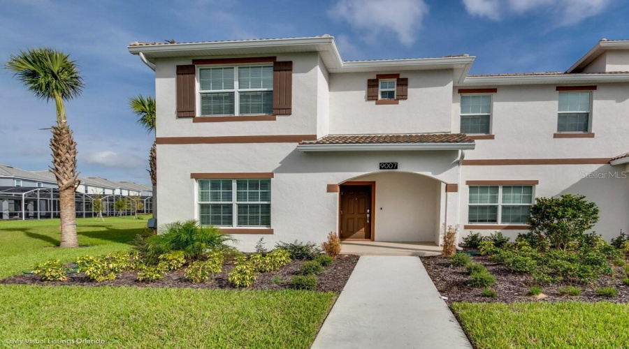 DAVENPORT, Florida 33896, 5 Bedrooms Bedrooms, ,4 BathroomsBathrooms,Residential,For Sale,STINGER,0,MFRO6388447