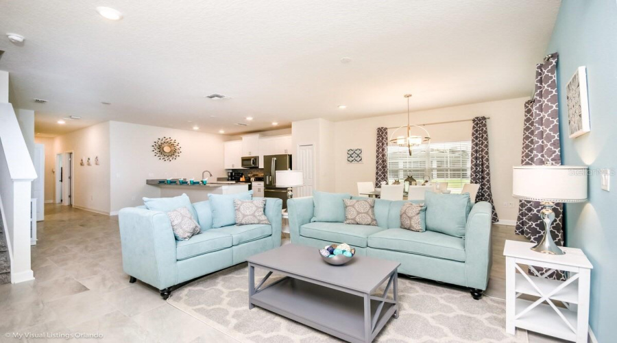 DAVENPORT, Florida 33896, 5 Bedrooms Bedrooms, ,4 BathroomsBathrooms,Residential,For Sale,STINGER,0,MFRO6388447