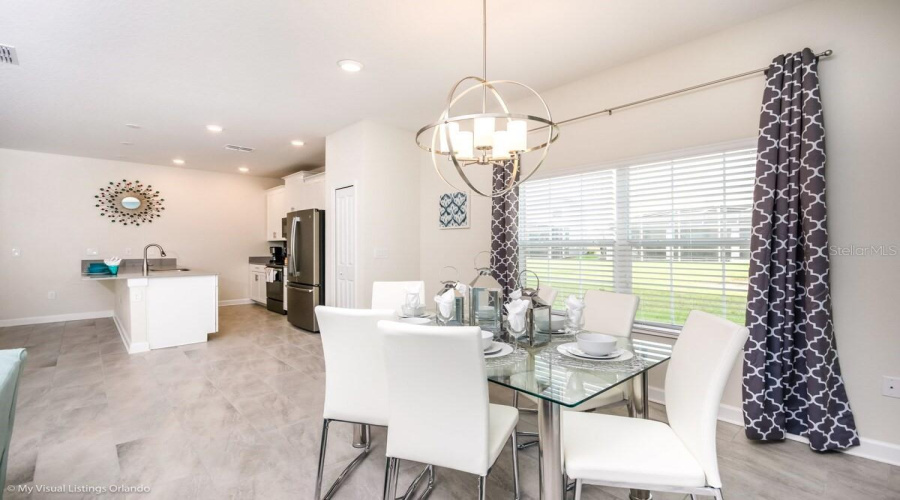 DAVENPORT, Florida 33896, 5 Bedrooms Bedrooms, ,4 BathroomsBathrooms,Residential,For Sale,STINGER,0,MFRO6388447