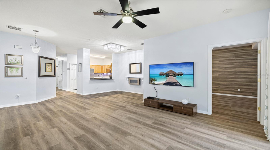 KISSIMMEE, Florida 34747, 3 Bedrooms Bedrooms, ,2 BathroomsBathrooms,Residential,For Sale,BLISS,0,MFRO6388497