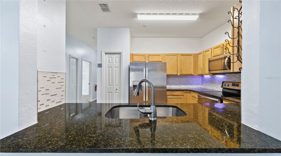 KISSIMMEE, Florida 34747, 3 Bedrooms Bedrooms, ,2 BathroomsBathrooms,Residential,For Sale,BLISS,0,MFRO6388497