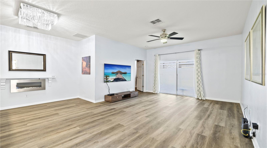 KISSIMMEE, Florida 34747, 3 Bedrooms Bedrooms, ,2 BathroomsBathrooms,Residential,For Sale,BLISS,0,MFRO6388497