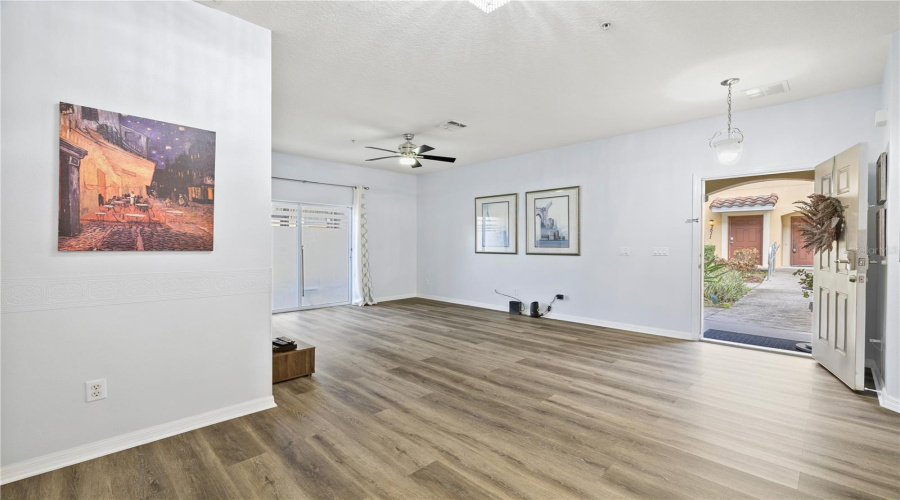 KISSIMMEE, Florida 34747, 3 Bedrooms Bedrooms, ,2 BathroomsBathrooms,Residential,For Sale,BLISS,0,MFRO6388497