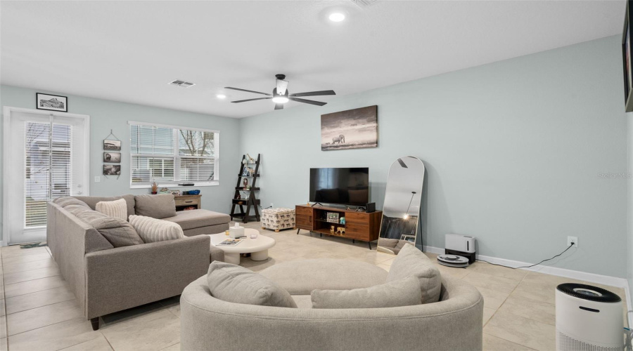 KISSIMMEE, Florida 34746, 3 Bedrooms Bedrooms, ,2 BathroomsBathrooms,Residential,For Sale,SATIRE,0,MFRO6388437