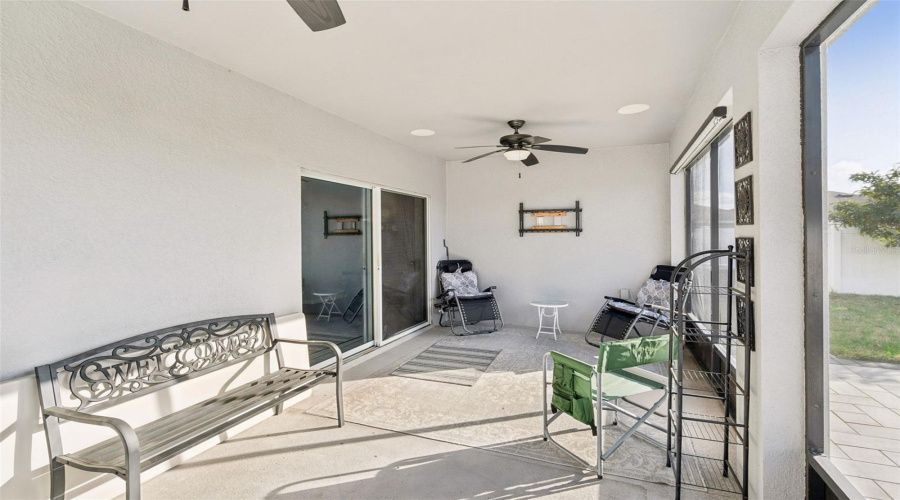 DAVENPORT, Florida 33837, 4 Bedrooms Bedrooms, ,2 BathroomsBathrooms,Residential,For Sale,SAMUEL,0,MFRO6387481