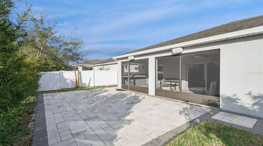 DAVENPORT, Florida 33837, 4 Bedrooms Bedrooms, ,2 BathroomsBathrooms,Residential,For Sale,SAMUEL,0,MFRO6387481