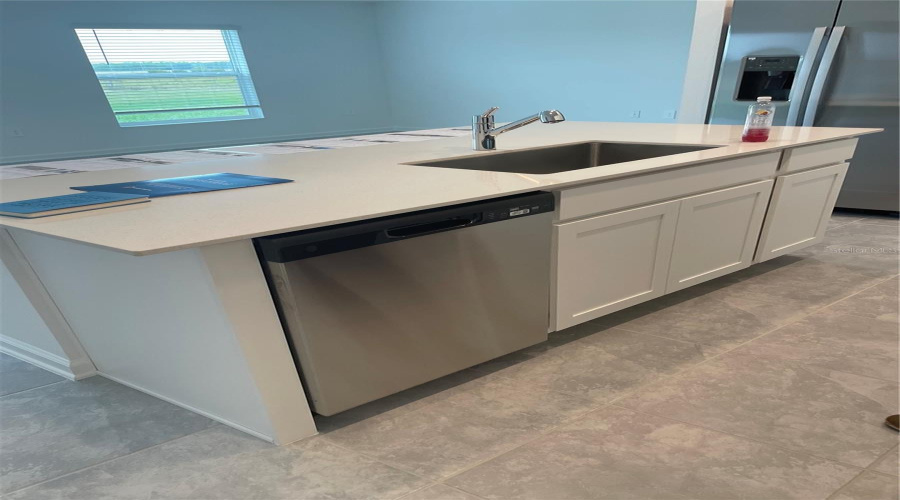 DAVENPORT, Florida 33837, 3 Bedrooms Bedrooms, ,2 BathroomsBathrooms,Residential,For Sale,DARING,0,MFRO6388579