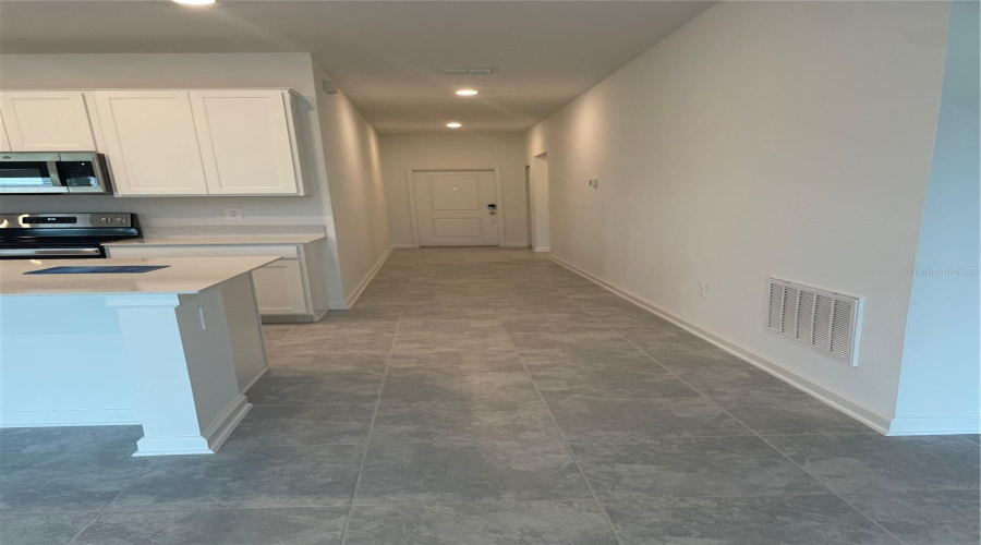 DAVENPORT, Florida 33837, 3 Bedrooms Bedrooms, ,2 BathroomsBathrooms,Residential,For Sale,DARING,0,MFRO6388579