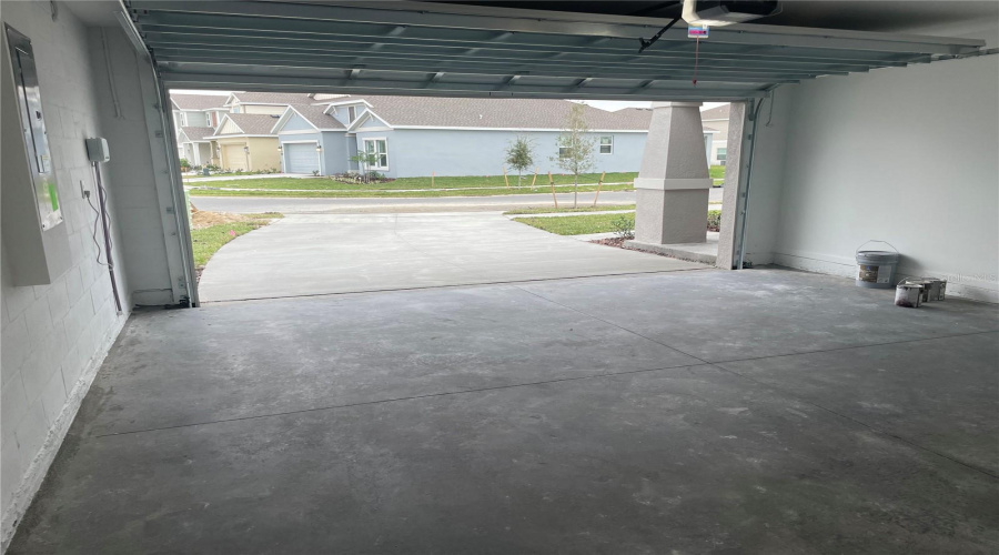 DAVENPORT, Florida 33837, 3 Bedrooms Bedrooms, ,2 BathroomsBathrooms,Residential,For Sale,DARING,0,MFRO6388579