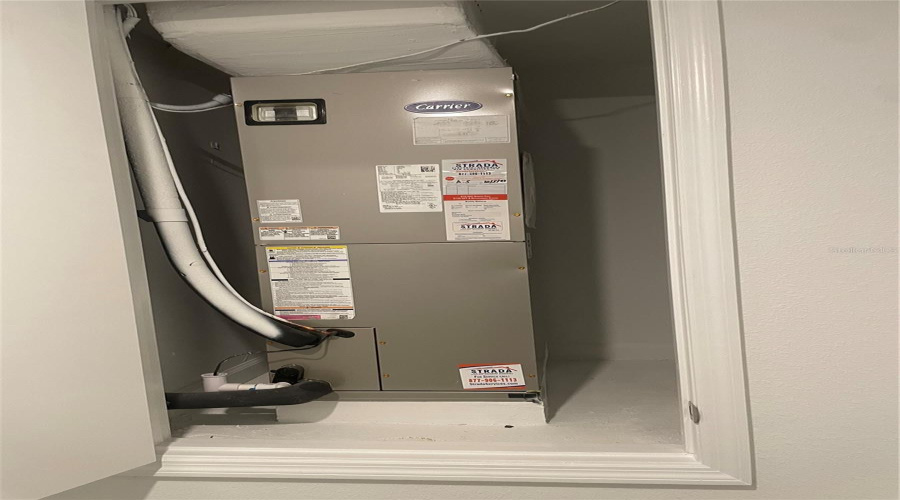 DAVENPORT, Florida 33837, 3 Bedrooms Bedrooms, ,2 BathroomsBathrooms,Residential,For Sale,DARING,0,MFRO6388579