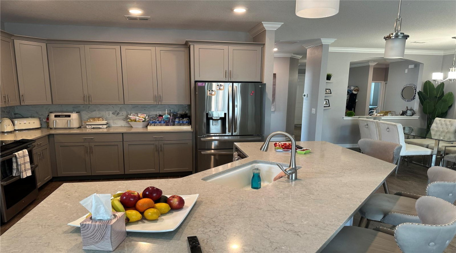 DAVENPORT, Florida 33896, 4 Bedrooms Bedrooms, ,2 BathroomsBathrooms,Residential,For Sale,CLUBMAN,0,MFRS5145294