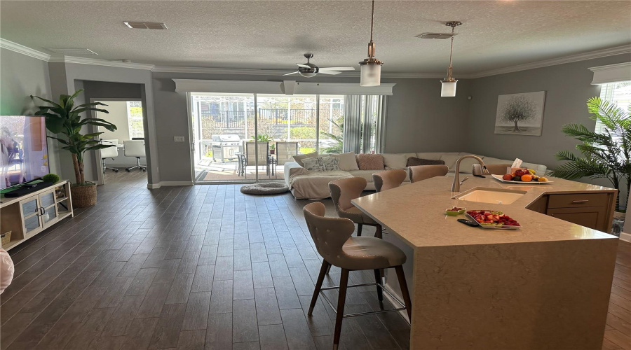 DAVENPORT, Florida 33896, 4 Bedrooms Bedrooms, ,2 BathroomsBathrooms,Residential,For Sale,CLUBMAN,0,MFRS5145294