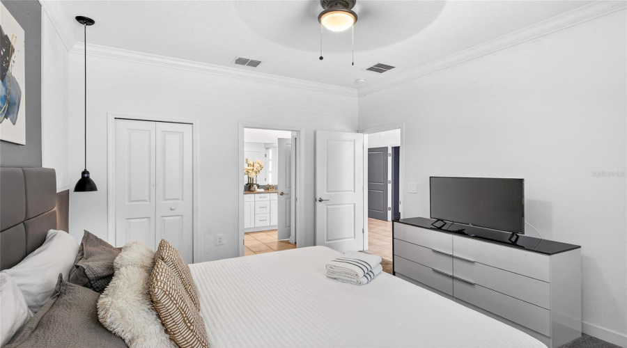 KISSIMMEE, Florida 34746, 8 Bedrooms Bedrooms, ,5 BathroomsBathrooms,Residential,For Sale,PROTAGONIST,0,MFRO6388632