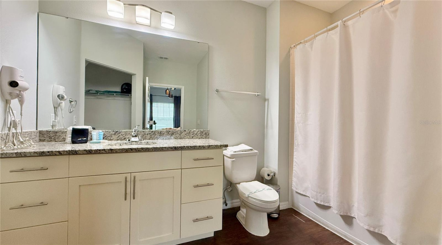 KISSIMMEE, Florida 34747, 4 Bedrooms Bedrooms, ,3 BathroomsBathrooms,Residential,For Sale,SHINE,0,MFRO6388623