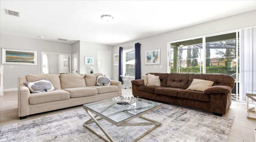 DAVENPORT, Florida 33837, 6 Bedrooms Bedrooms, ,5 BathroomsBathrooms,Residential,For Sale,OAKVIEW,0,MFRO6387731