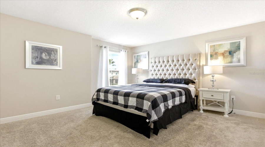 DAVENPORT, Florida 33837, 6 Bedrooms Bedrooms, ,5 BathroomsBathrooms,Residential,For Sale,OAKVIEW,0,MFRO6387731