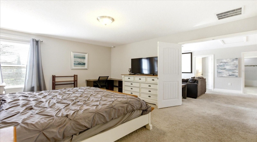 DAVENPORT, Florida 33837, 6 Bedrooms Bedrooms, ,5 BathroomsBathrooms,Residential,For Sale,OAKVIEW,0,MFRO6387731