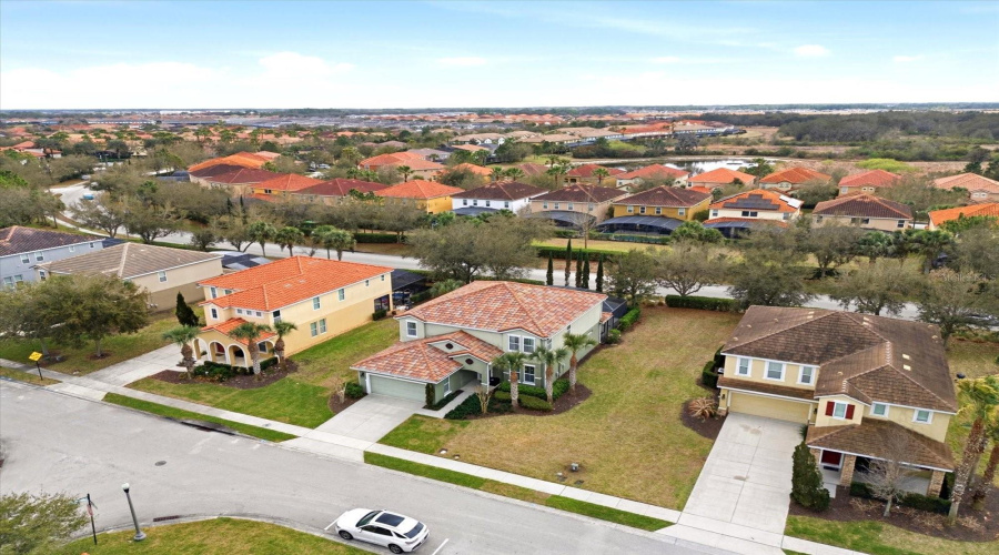 DAVENPORT, Florida 33837, 6 Bedrooms Bedrooms, ,5 BathroomsBathrooms,Residential,For Sale,OAKVIEW,0,MFRO6387731
