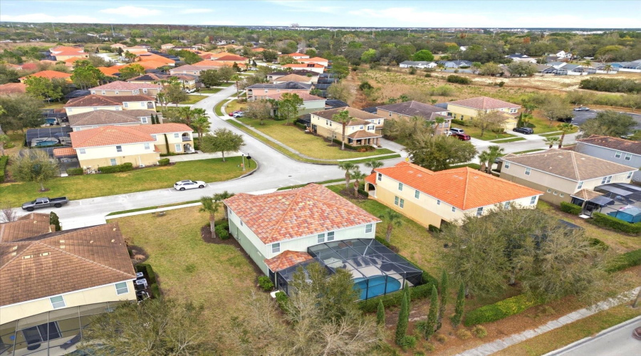 DAVENPORT, Florida 33837, 6 Bedrooms Bedrooms, ,5 BathroomsBathrooms,Residential,For Sale,OAKVIEW,0,MFRO6387731