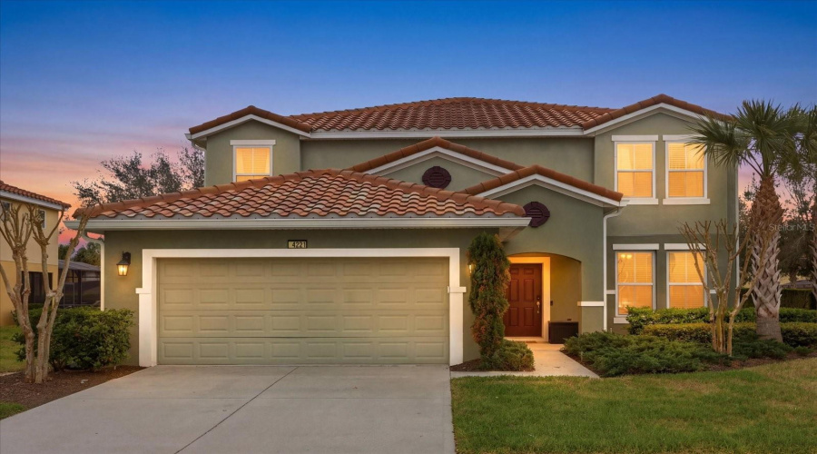 DAVENPORT, Florida 33837, 6 Bedrooms Bedrooms, ,5 BathroomsBathrooms,Residential,For Sale,OAKVIEW,0,MFRO6387731