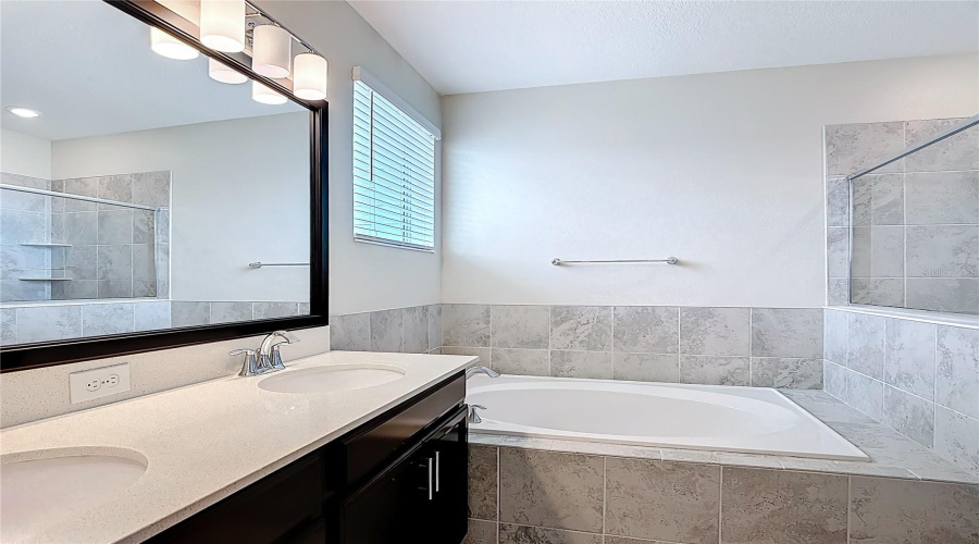 KISSIMMEE, Florida 34746, 3 Bedrooms Bedrooms, ,2 BathroomsBathrooms,Residential,For Sale,SATIRE,0,MFRS5145205