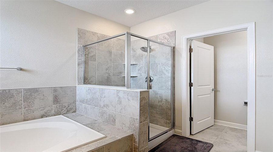 KISSIMMEE, Florida 34746, 3 Bedrooms Bedrooms, ,2 BathroomsBathrooms,Residential,For Sale,SATIRE,0,MFRS5145205