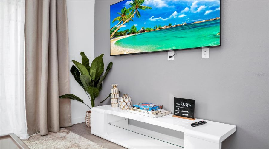 DAVENPORT, Florida 33896, 5 Bedrooms Bedrooms, ,4 BathroomsBathrooms,Residential,For Sale,FAMAGUSTA,0,MFRO6388644