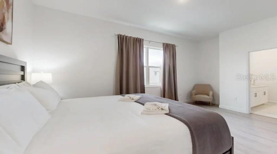 DAVENPORT, Florida 33896, 5 Bedrooms Bedrooms, ,4 BathroomsBathrooms,Residential,For Sale,FAMAGUSTA,0,MFRO6388644