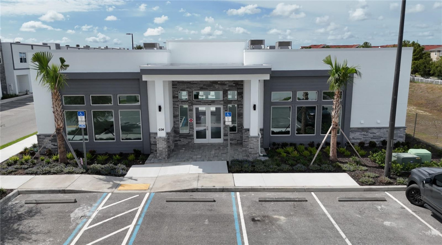 DAVENPORT, Florida 33896, 5 Bedrooms Bedrooms, ,4 BathroomsBathrooms,Residential,For Sale,FAMAGUSTA,0,MFRO6388644